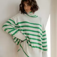 Жіночий бавовняний светр Тільняшка в смужку під горло колір молоко-трава