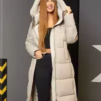 Женская зимняя куртка Светлая длинная женская зимняя куртка